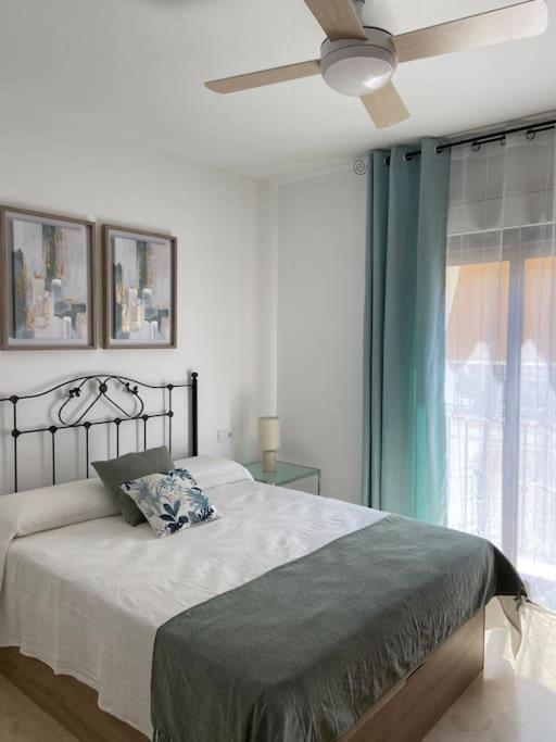 Beach And City Apartment A 50M De La Playa Fuengirola Exteriör bild