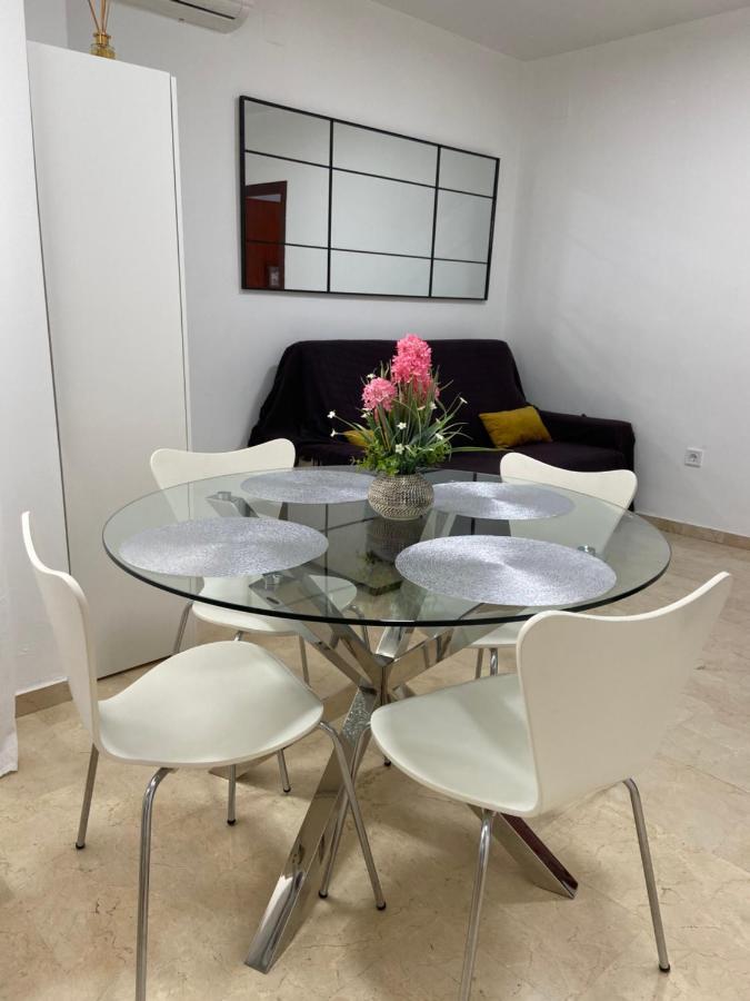 Beach And City Apartment A 50M De La Playa Fuengirola Exteriör bild