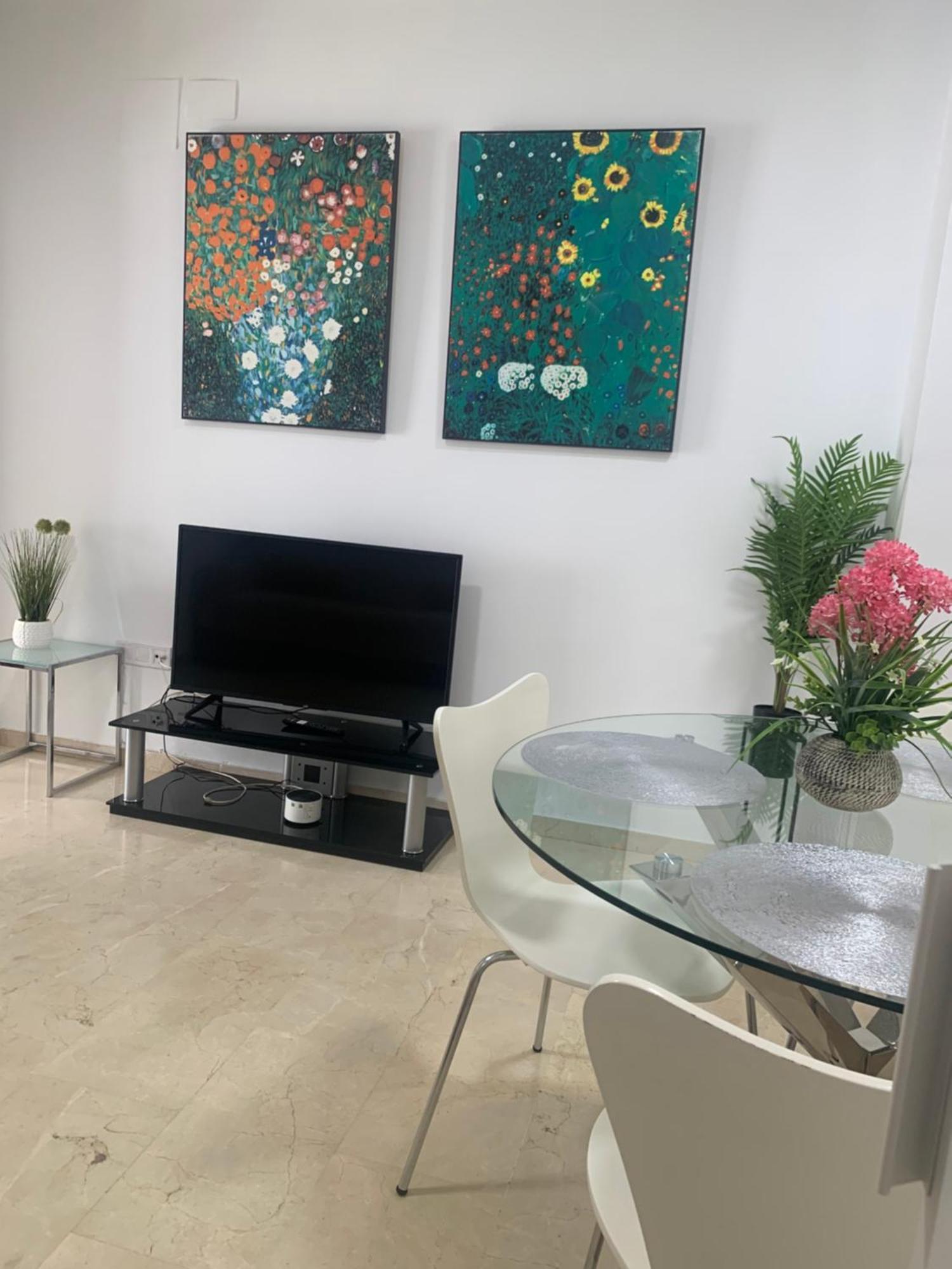 Beach And City Apartment A 50M De La Playa Fuengirola Exteriör bild